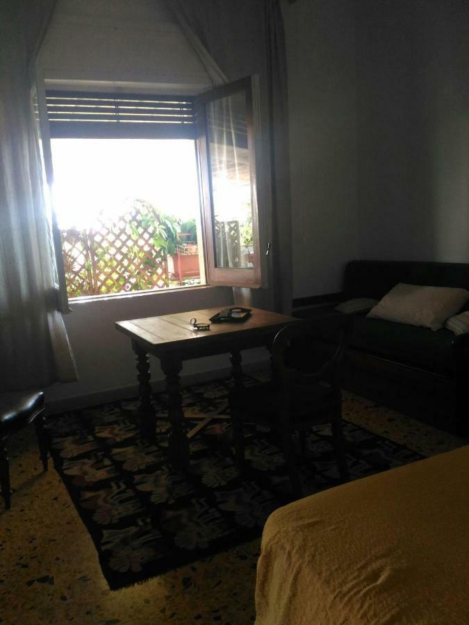 לינה וארוחת בוקר Paestum House מראה חיצוני תמונה