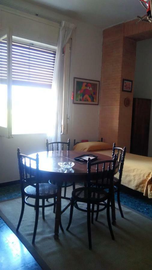 לינה וארוחת בוקר Paestum House מראה חיצוני תמונה